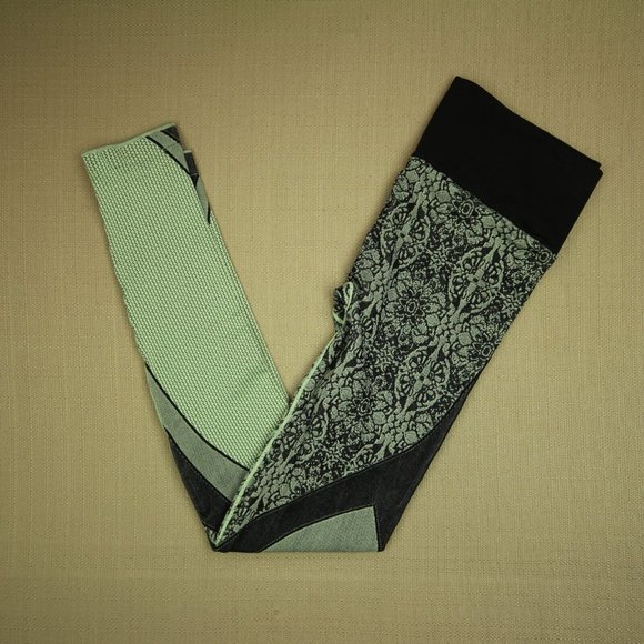 Nux Cropped Leggings Women's Size XS Pull On Green Black Activewear NWOT - Picture 4 of 7